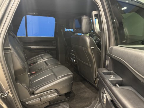 Used 2018 Ford Expedition Max XLT w/ Equipment Group 202A image 18