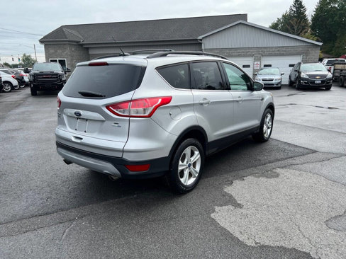 Used 2015 Ford Escape SE w/ Equipment Group 201A image 5
