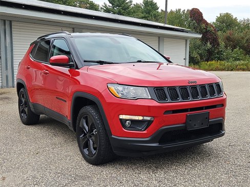 Used 2021 Jeep Compass Latitude image 9