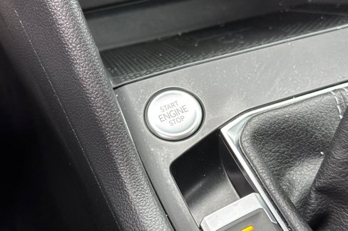 Used 2022 Volkswagen Taos SE image 22