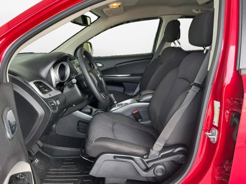 Used 2019 Dodge Journey SE image 11