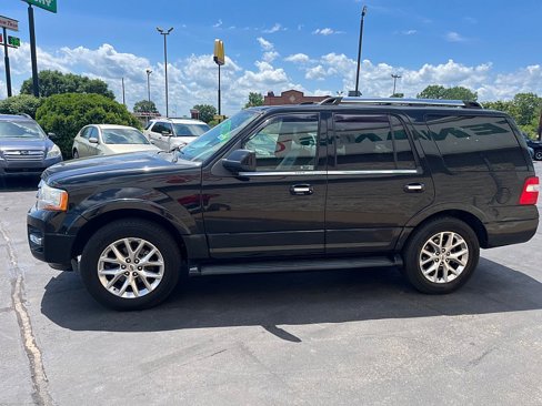 Used 2017 Ford Expedition Limited image 4