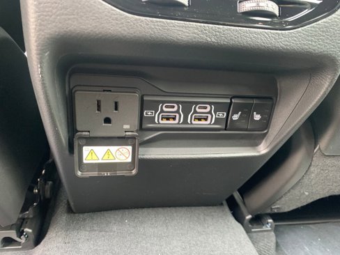 New 2025 Jeep Grand Cherokee Limited image 32