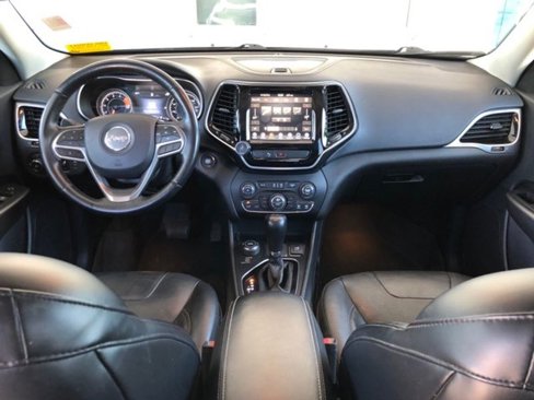 Used 2019 Jeep Cherokee Limited image 17