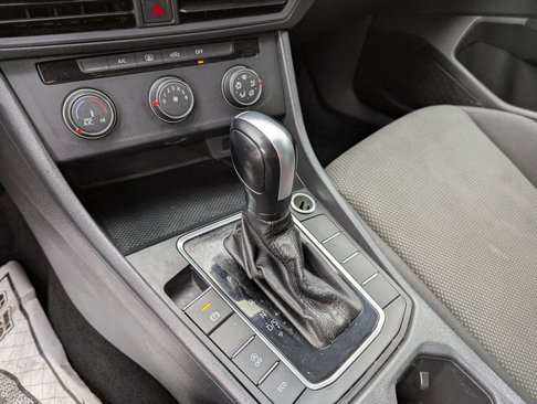 Used 2021 Volkswagen Jetta S image 12