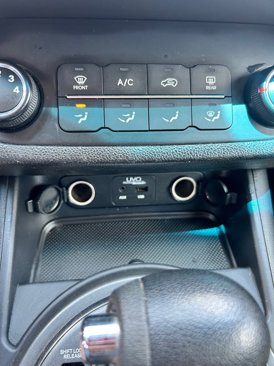 Used 2013 Kia Sportage LX w/ Convenience Pkg image 16