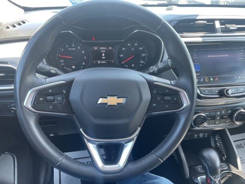 Used 2021 Chevrolet TrailBlazer LT w/ Premium Seating Package image 13