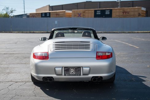 Used 2005 Porsche 911 Carrera S image 18