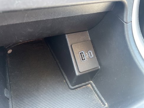 Used 2023 Ford Edge SEL image 27