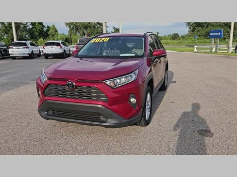 Used 2020 Toyota RAV4 XLE image 30
