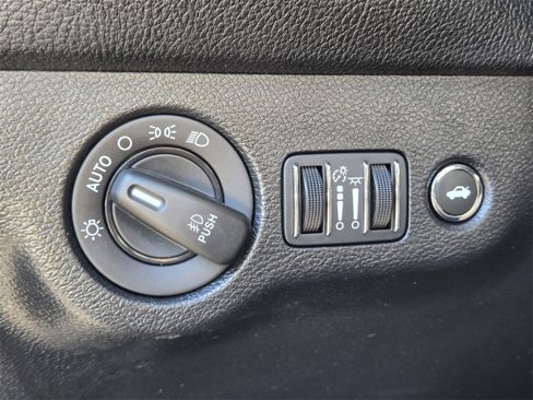 Used 2021 Dodge Challenger SXT w/ Blacktop Package image 28