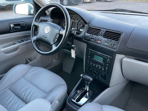 Used 2002 Volkswagen Jetta GLS image 18