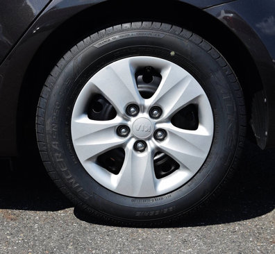 Used 2017 Kia Forte LX image 39