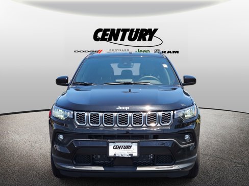 New 2025 Jeep Compass Latitude image 9