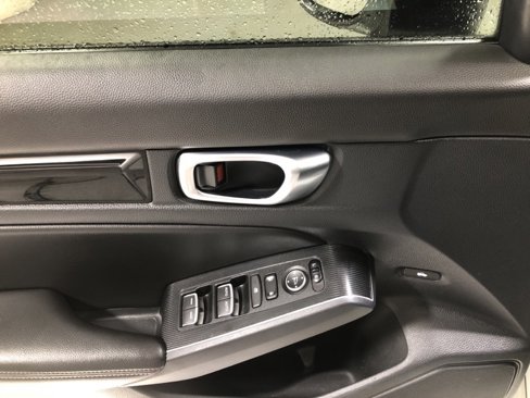 Used 2022 Honda Civic Touring image 21
