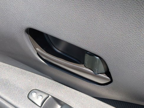 New 2025 Nissan Kicks Play S image 35