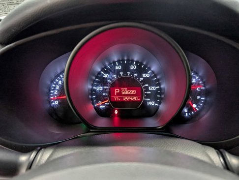 Used 2015 Kia Soul + image 22