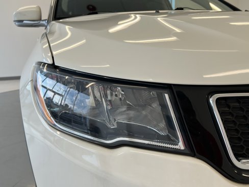 Used 2020 Jeep Compass Limited image 37