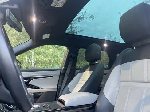 Used 2020 Land Rover Range Rover Evoque First Edition image 3