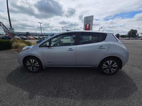 Used 2013 Nissan Leaf SL w/ Premium Pkg image 7