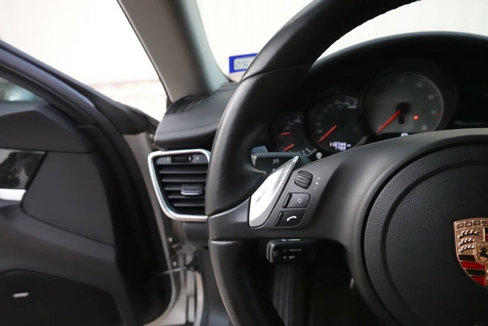 Used 2013 Porsche Panamera 4S image 16