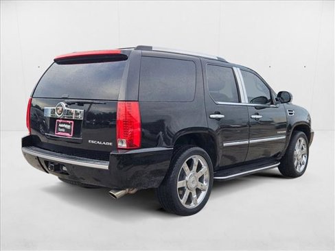 Used 2013 Cadillac Escalade 2WD image 5