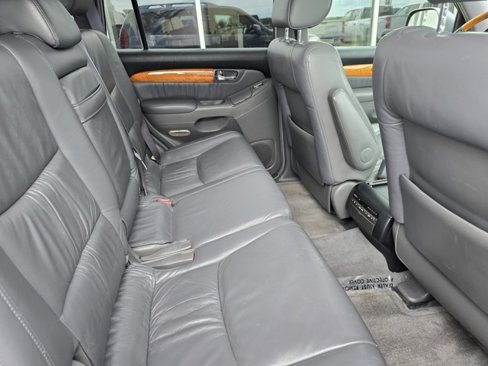 Used 2004 Lexus GX 470 image 26