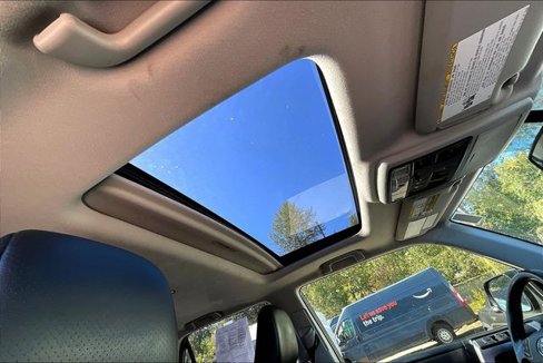Used 2013 Toyota 4Runner SR5 image 19