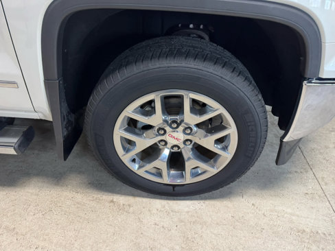 Used 2015 GMC Sierra 1500 SLT w/ SLT Crew Cab Value Package image 8