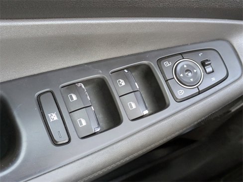 Used 2020 Hyundai Santa Fe SE image 25