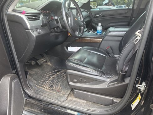 Used 2016 Chevrolet Suburban LS image 16