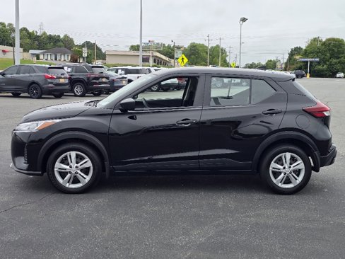 Used 2024 Nissan Kicks S image 23