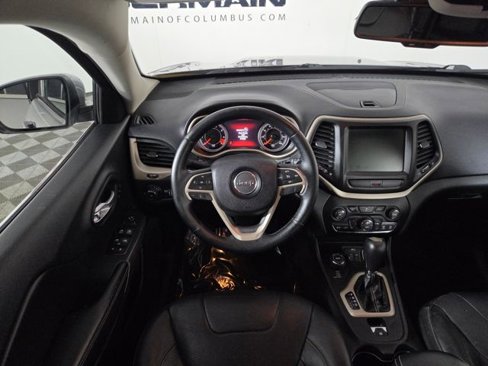 Used 2015 Jeep Cherokee Limited w/ Luxury Group image 18