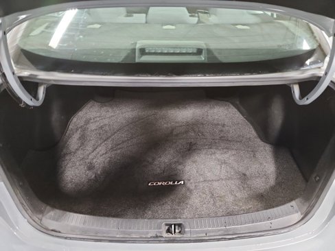 Used 2021 Toyota Corolla SE w/ Carpet Mat Package (TMS) image 12