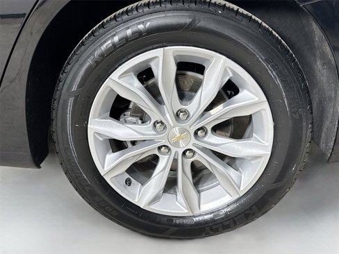 Used 2023 Chevrolet Malibu LT image 31