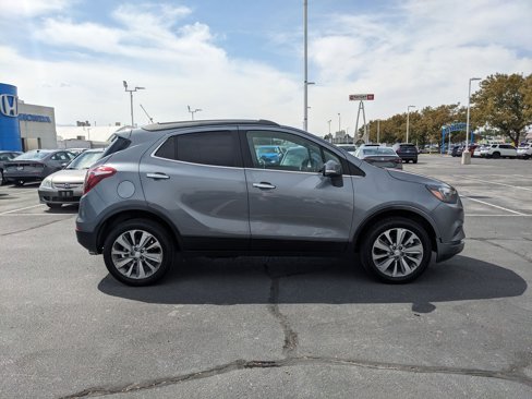 Used 2019 Buick Encore Preferred image 2