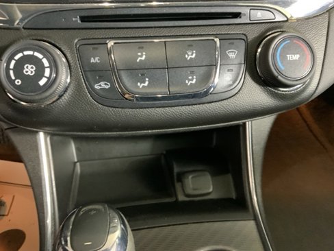Used 2014 Chevrolet Impala LS w/ LS Convenience Package image 18