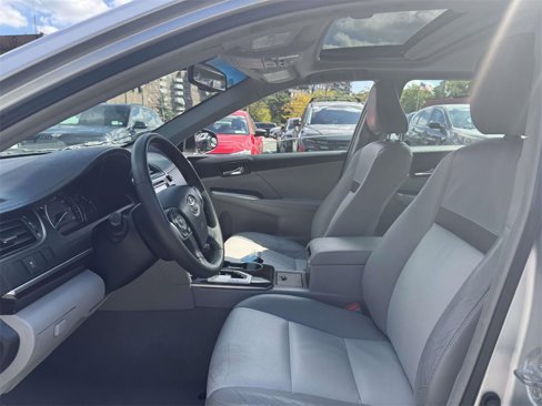 Used 2012 Toyota Camry image 17