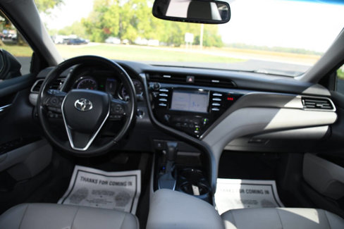 Used 2019 Toyota Camry SE image 24