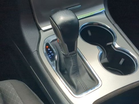 Used 2020 Jeep Grand Cherokee Laredo image 28