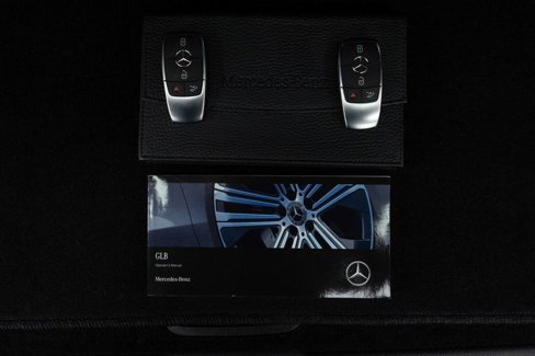Used 2024 Mercedes-Benz GLB 250 4MATIC w/ Driver Assistance Package image 56