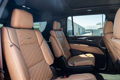 Used 2022 Cadillac Escalade ESV Premium Luxury image 51