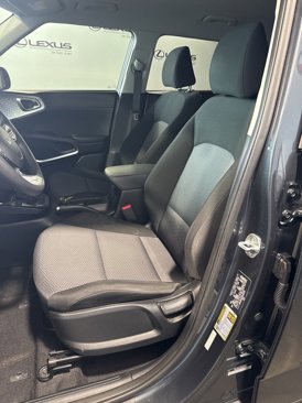 Used 2024 Kia Soul S image 30