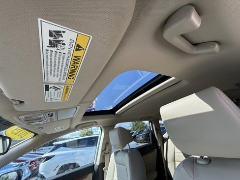 Used 2019 Honda CR-V Touring image 16