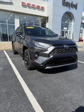 Used 2019 Toyota RAV4 XSE image 4