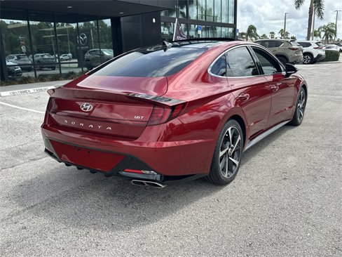 Used 2023 Hyundai Sonata SEL Plus w/ Preferred Accessory Package image 7