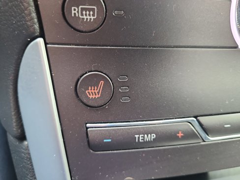 Used 2018 Ford Edge Titanium image 23
