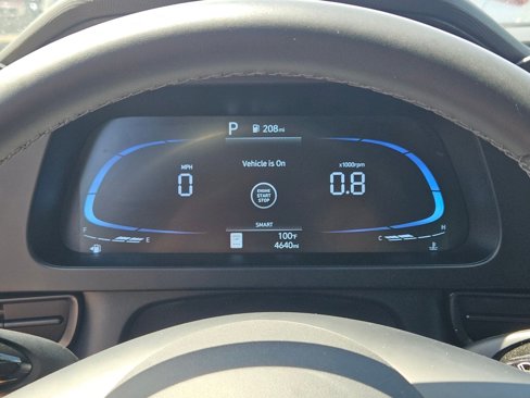 Certified 2025 Hyundai Elantra Sport image 12