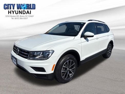 Used 2021 Volkswagen Tiguan SE w/ Panoramic Sunroof Package image 1