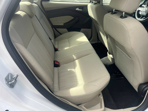 Used 2017 Ford Focus SE image 13